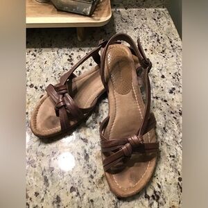 BareTraps Brown Knotted Strap Women’s Sandals
